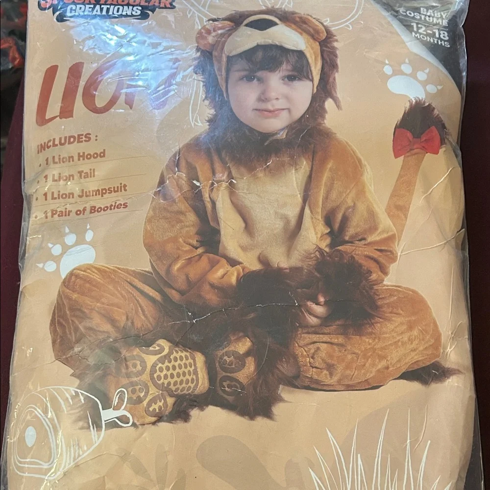 Spooktacular Creations adorable lion